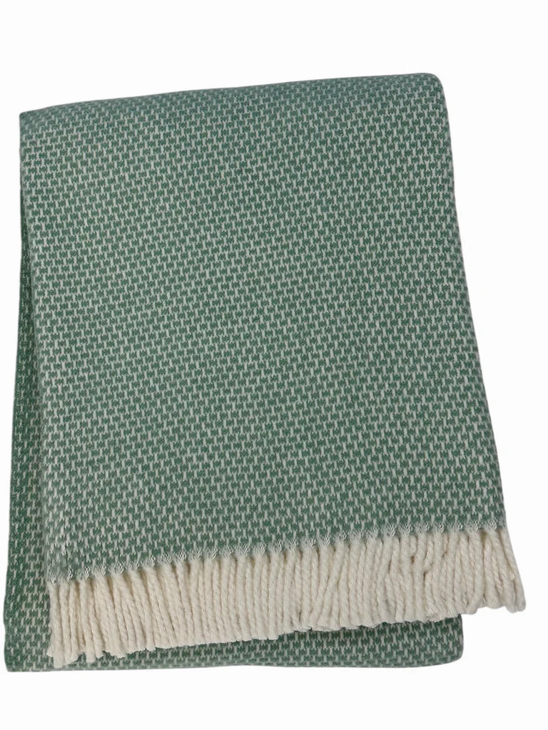 A Soft Idea: A Grain of Rice Throw